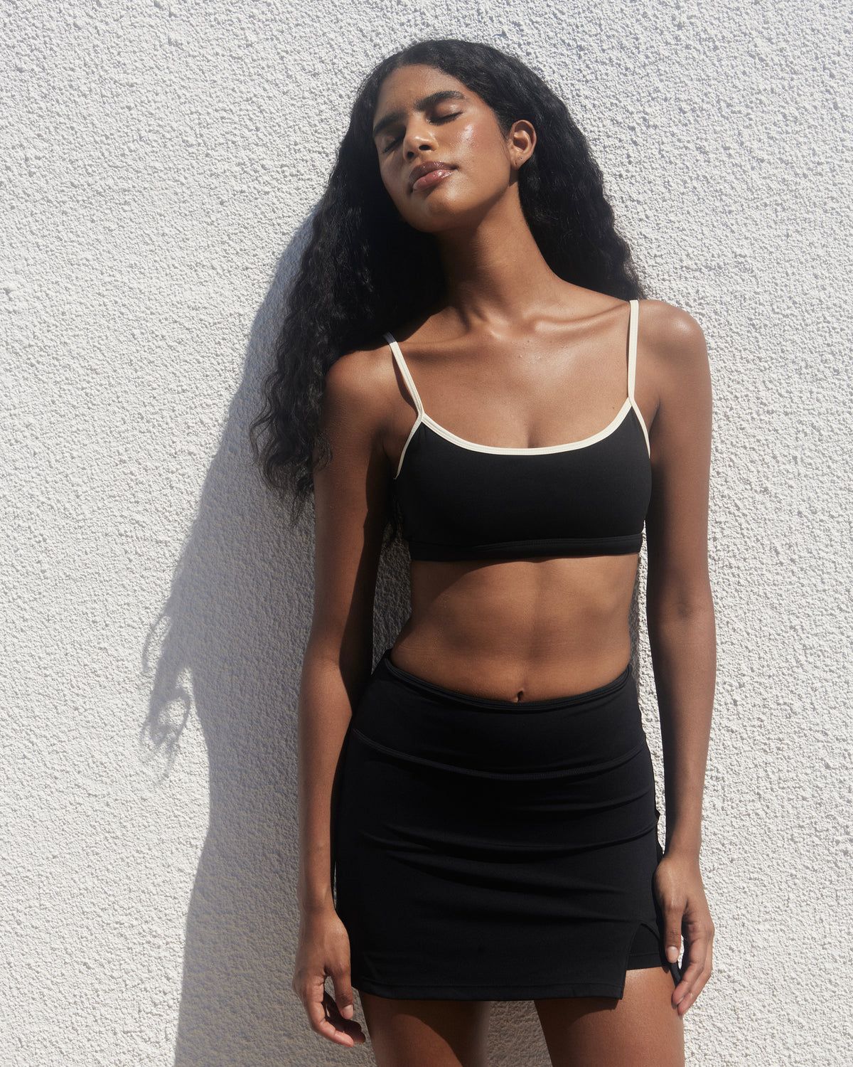 Black / Cream Adanola Ultimate Contrast Strap Scoop Bra | FUTXYH185