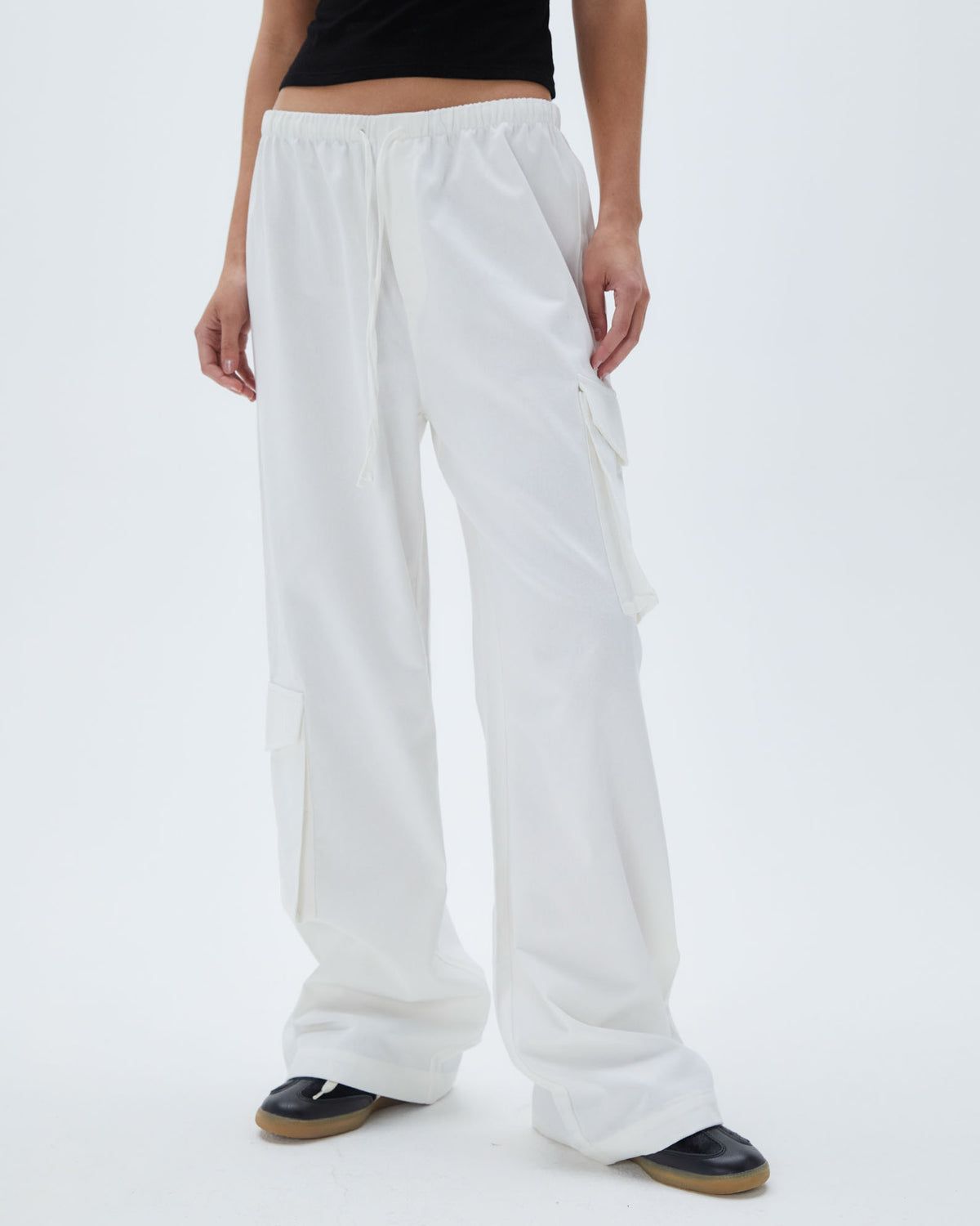 White Adanola Relaxed Cotton Cargo Pants | QRYKEM391